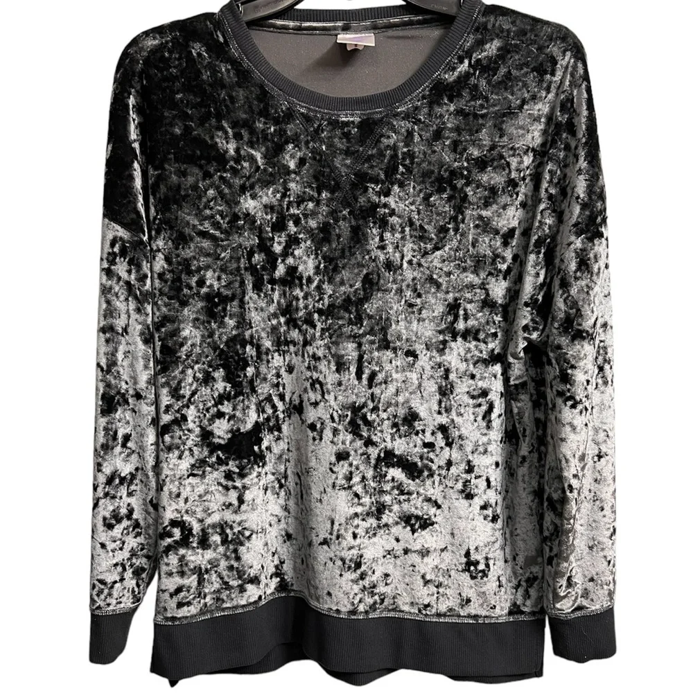 Secret Treasures Velour Soft Gray Pajamas Set size Small - Picture 2 of 9